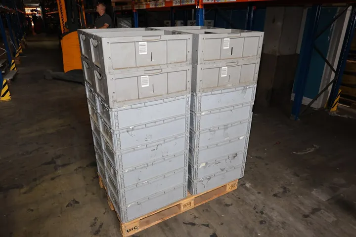 Konvolut Auer Lagerboxen Maße: 60 x 40 x 20 cm
